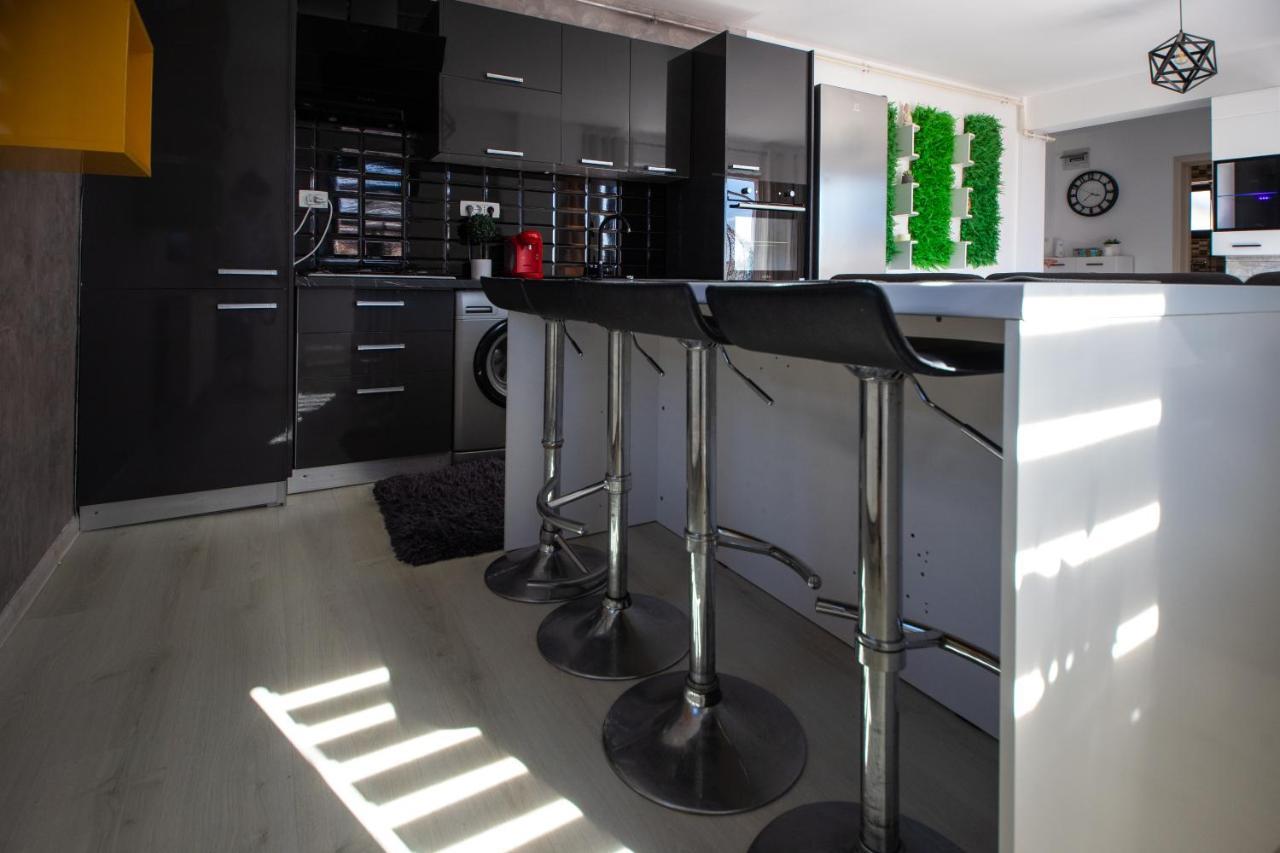 Holidays Vibes Apart Mamaia Nord Navodari Exterior photo